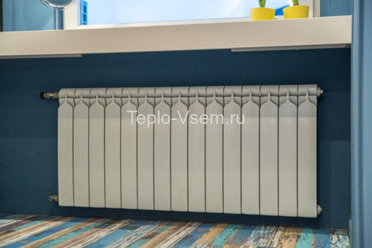 Биметалический секционный радиатор BiLUX plus R200 (4 секций)